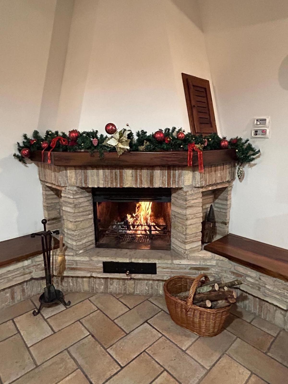 Agriturismo Casa Del Nonno Valfabbrica 外观 照片