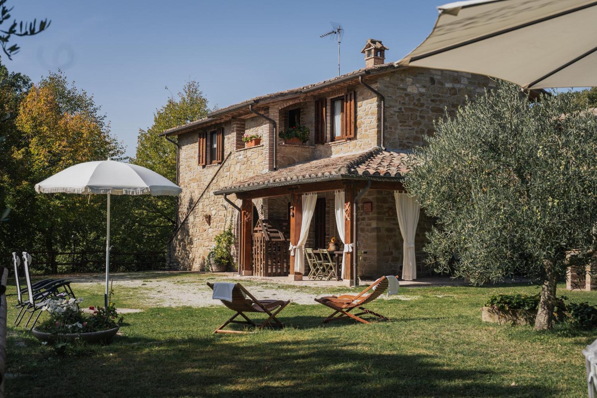 Agriturismo Casa Del Nonno Valfabbrica 外观 照片