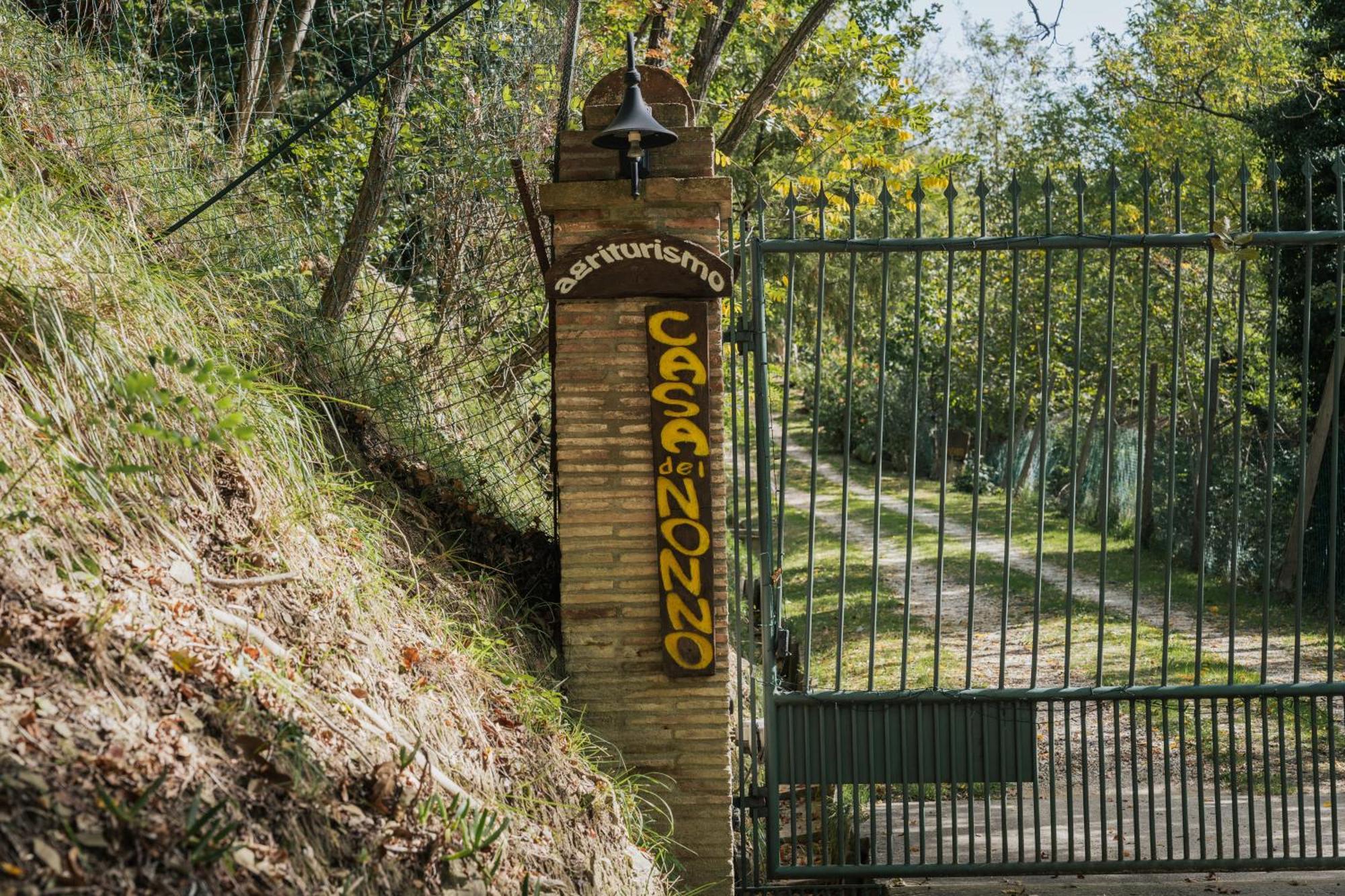 Agriturismo Casa Del Nonno Valfabbrica 外观 照片